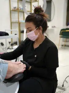 Gel pedicures thônex
